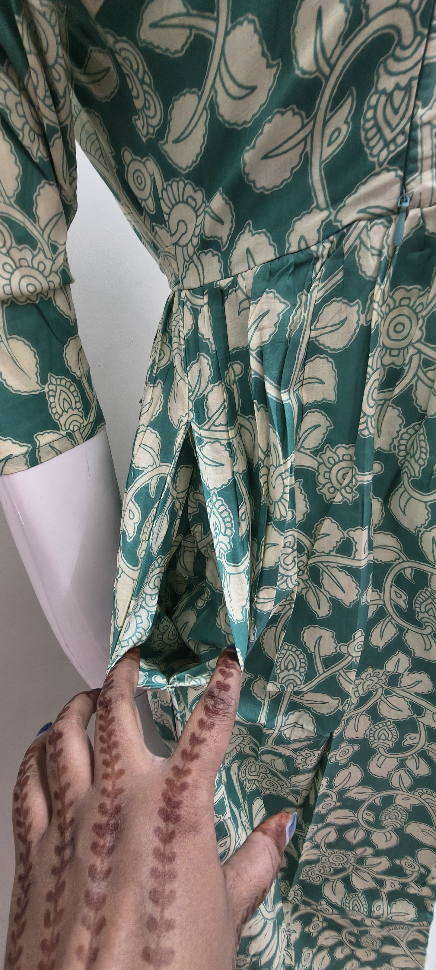 Feeding frock greenlefs