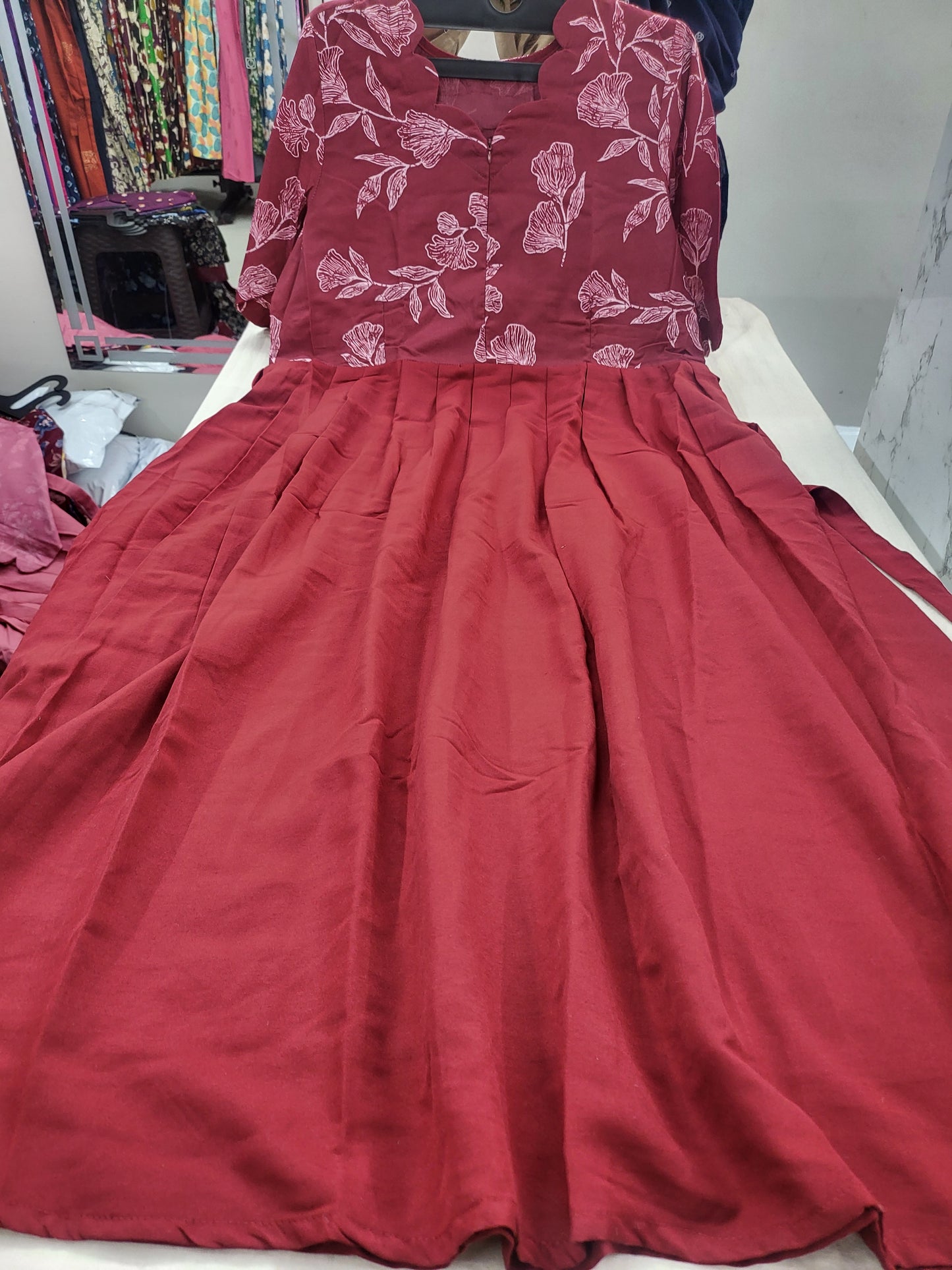 699/- center zip feeding anarkali mr