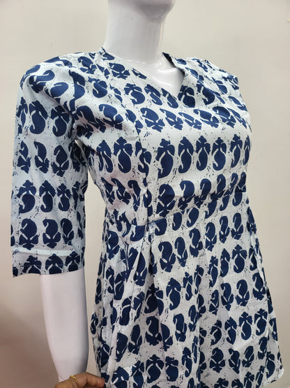 Feeding co ord sets wht/ blu