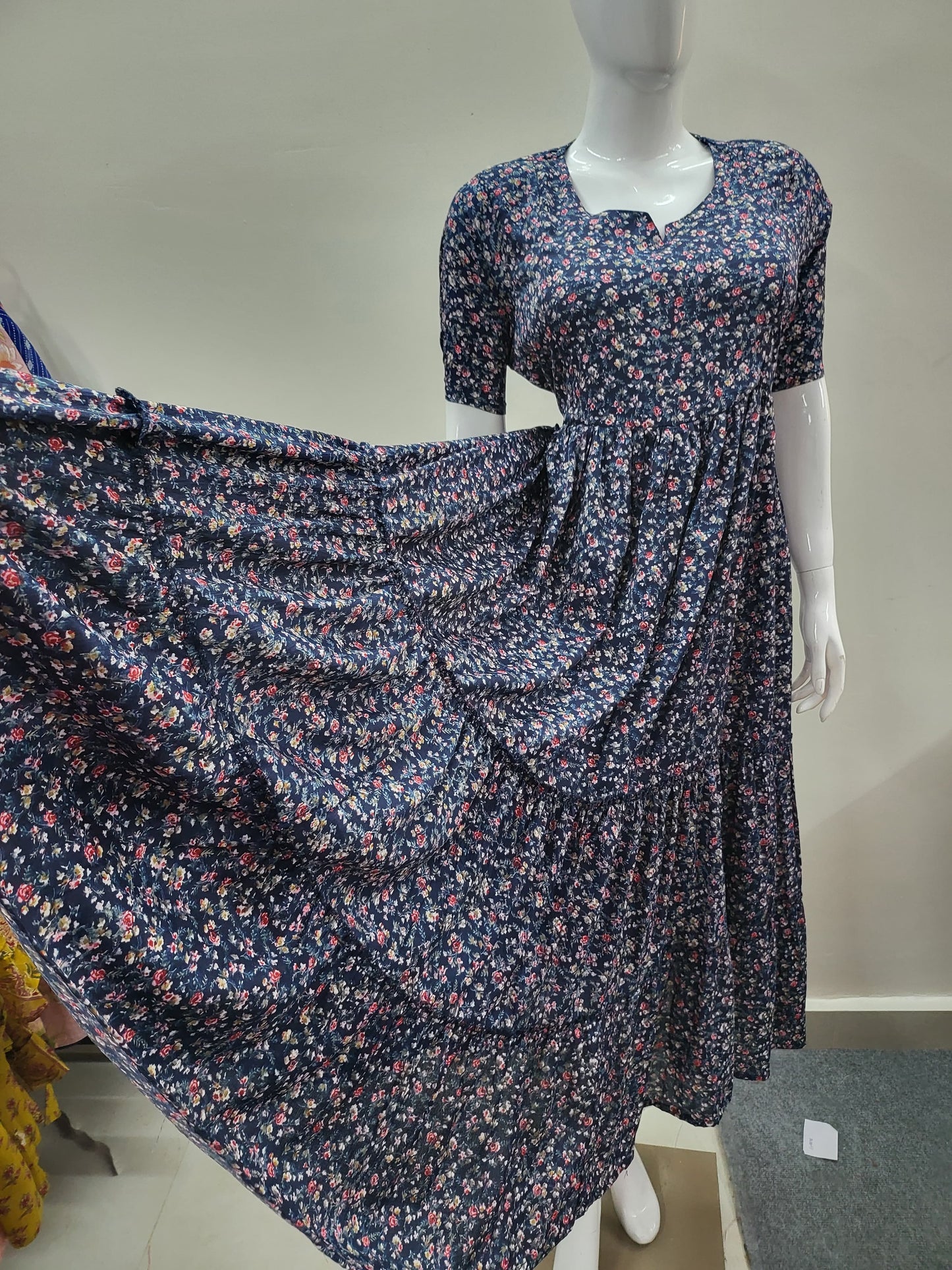 Delta crepe feeding Kurtis blu mixed