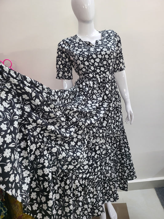 Delta crepe feeding Kurtis black