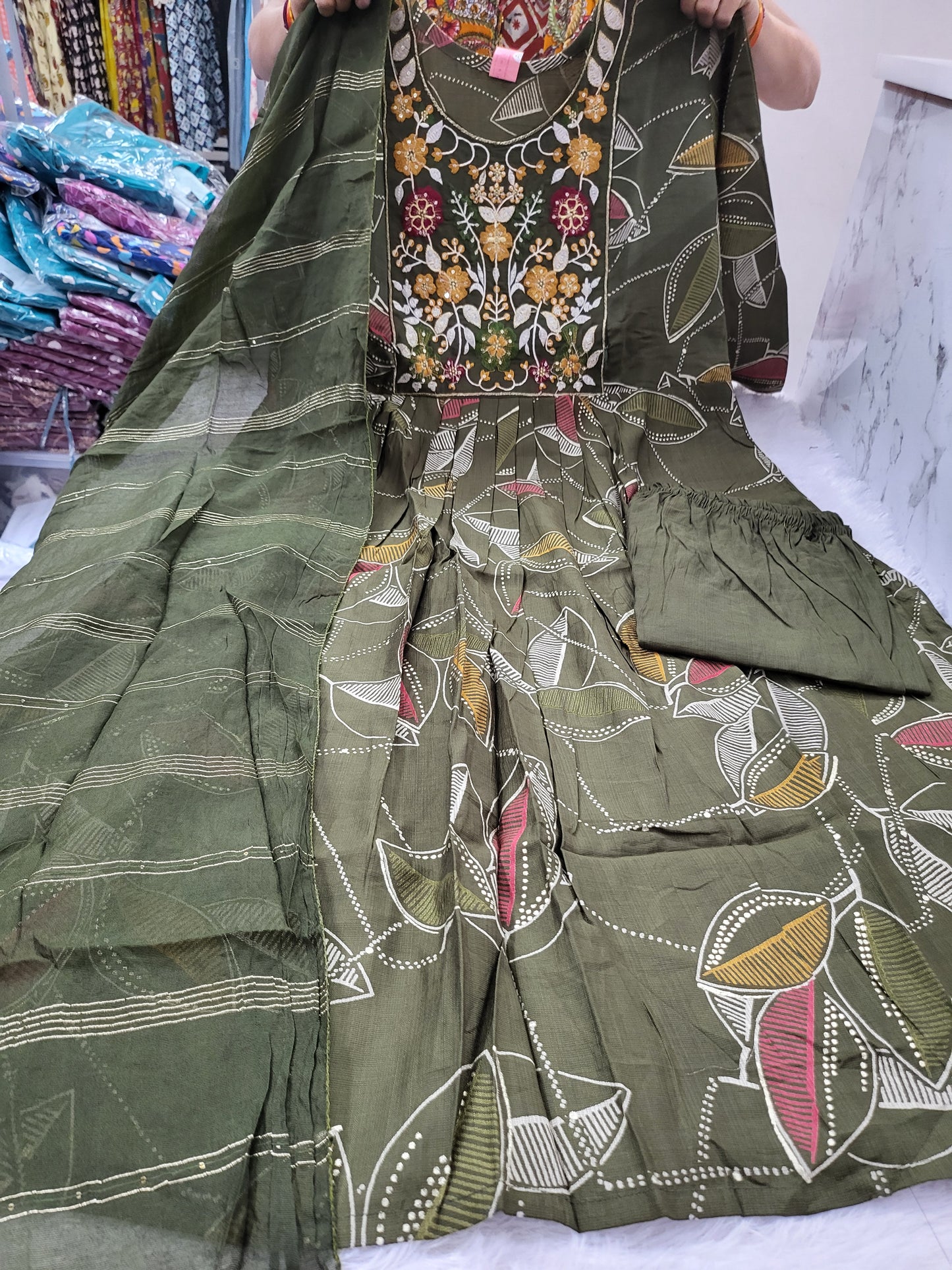 3pc set embroidery Gr