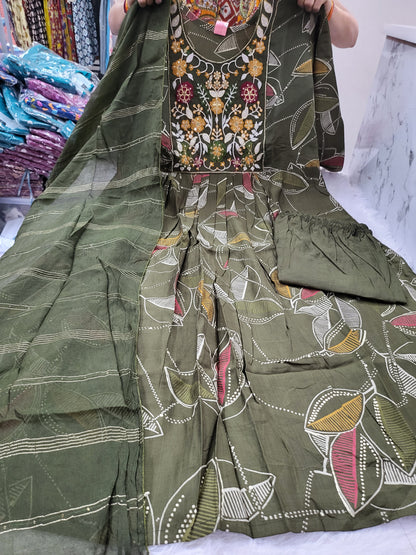 3pc set embroidery Gr