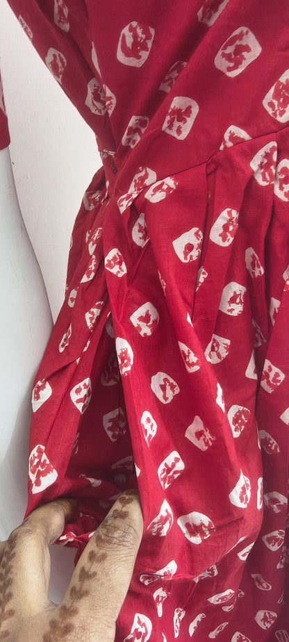Red bandhini summer