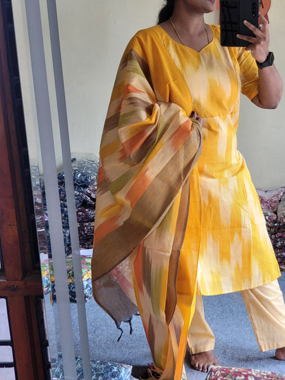 Ikkat 3pc sets in feeding yellow