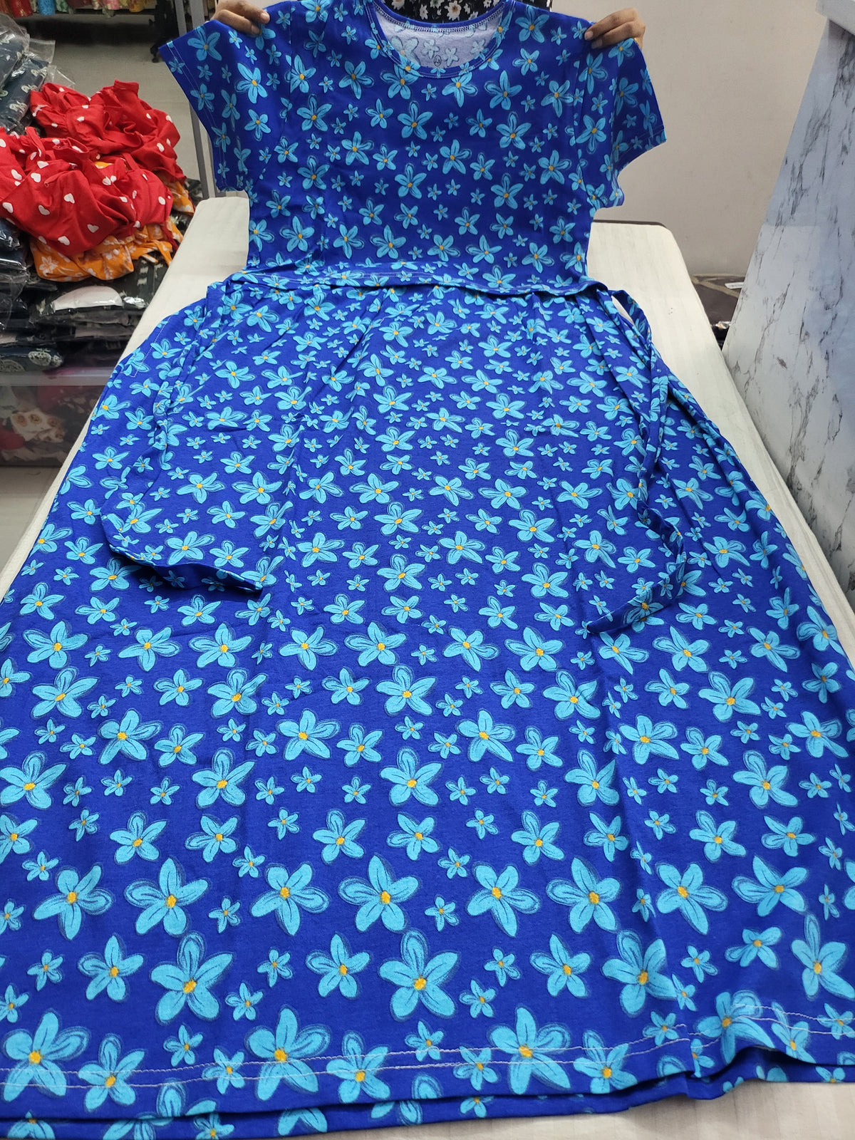 Zipless feeding blue ankle2