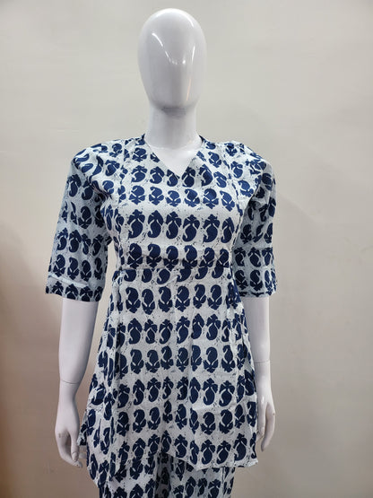 Feeding co ord sets wht/ blu