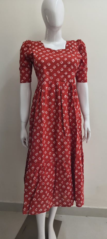 Red bandhini summer
