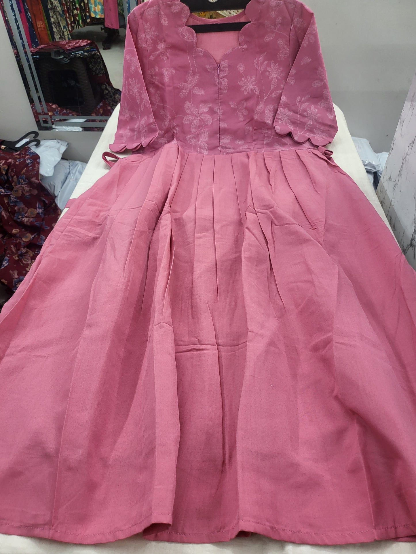 699/- center zip pink81