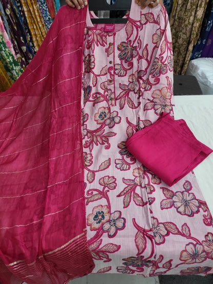 3pc sets in straightcut feeding  pink