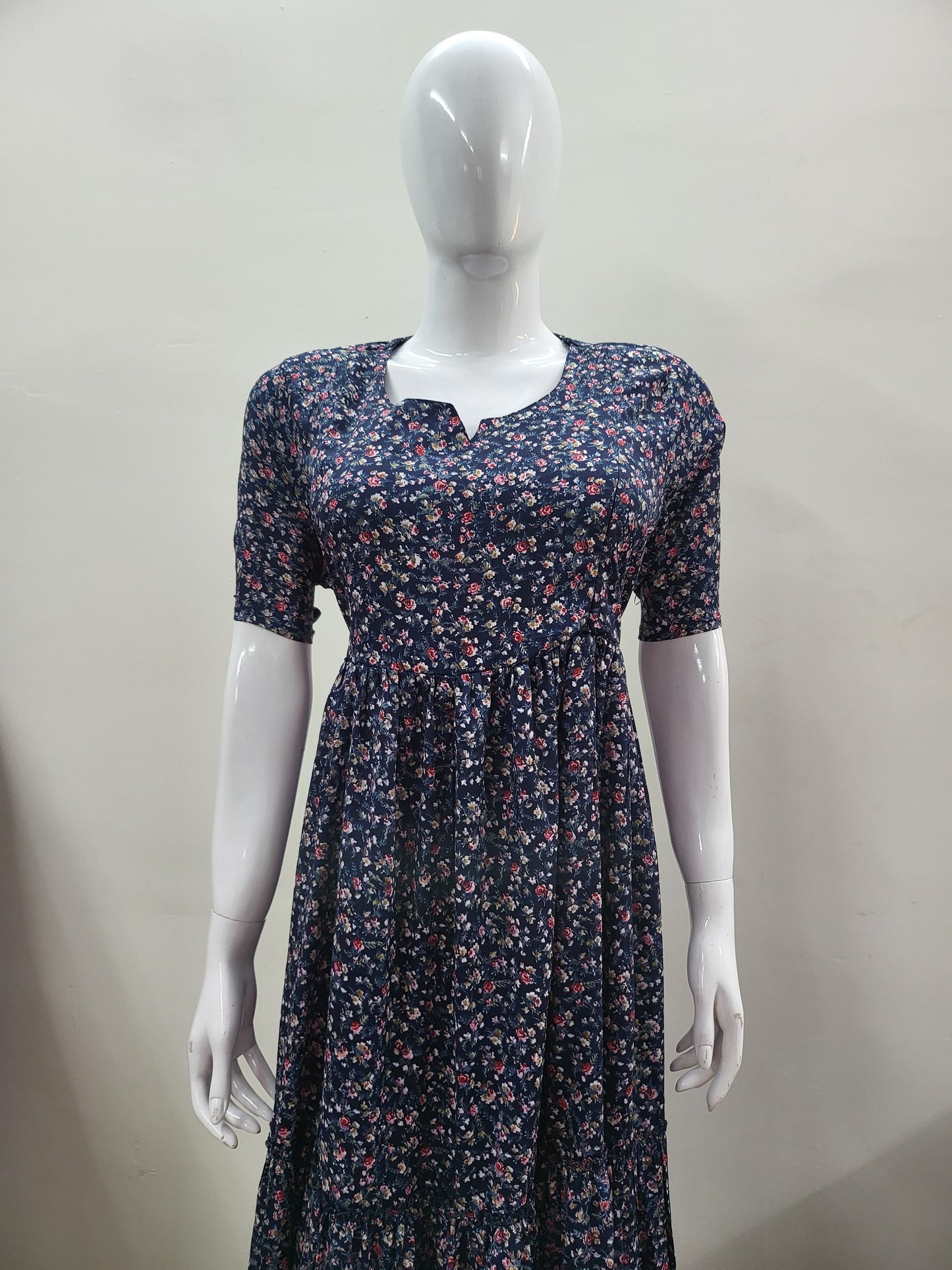Delta crepe feeding Kurtis blu mixed