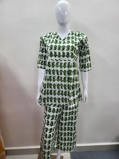 FEEDING CO-ORD SET wht /grn
