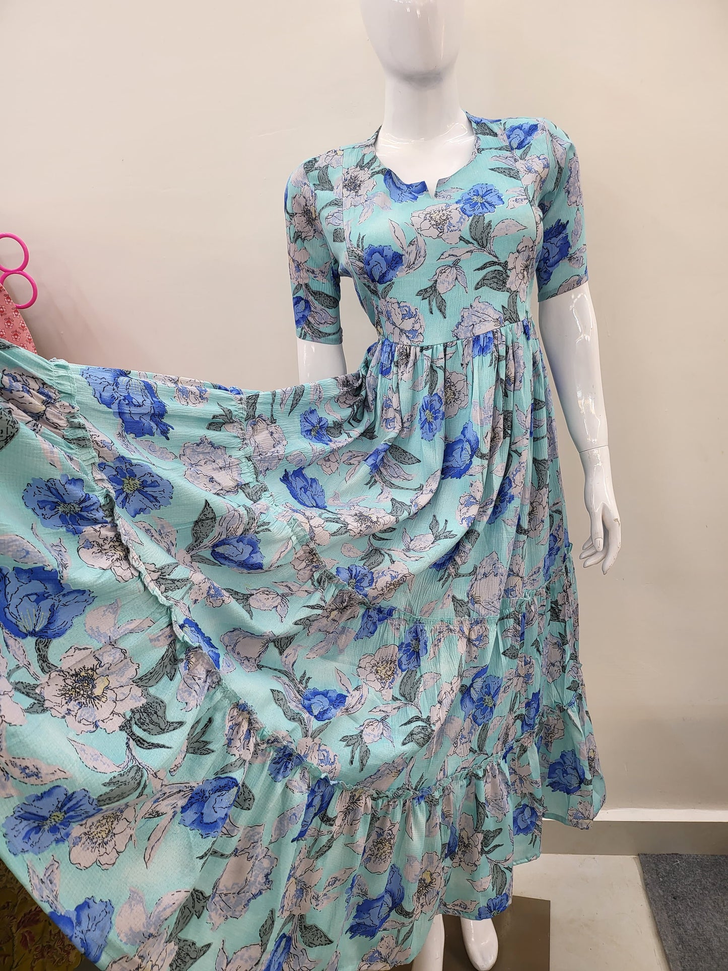 Delta crepe feeding Kurtis sea blll
