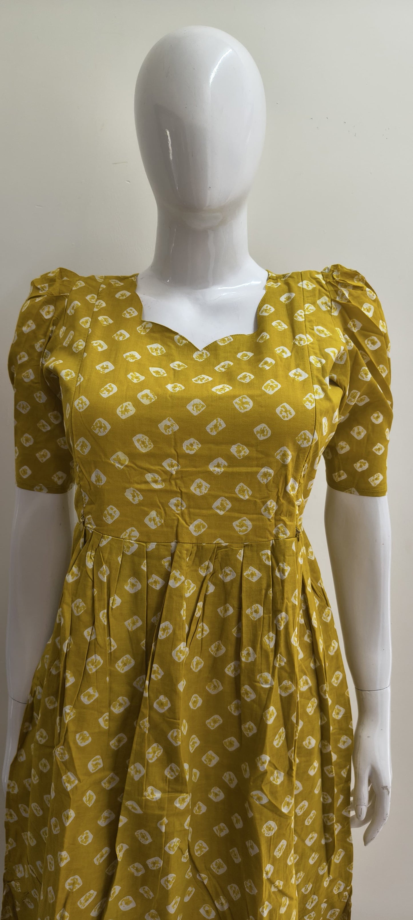 Yellow bandhini summer